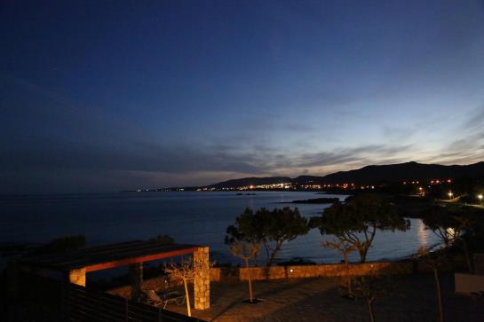 Отель Paraktio Beach