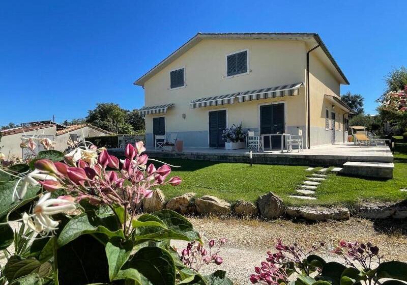 בית מלון כפרי Poggio Bertino