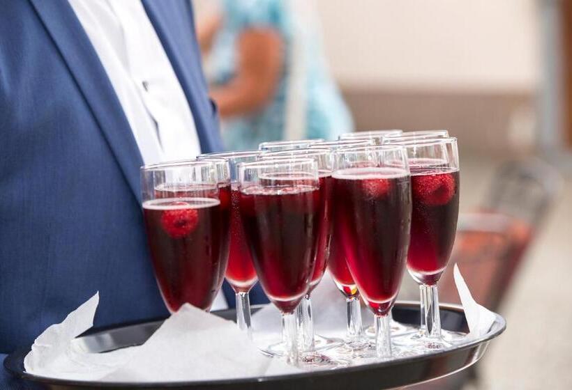 호텔 Regenbogenhof Rudelswalde