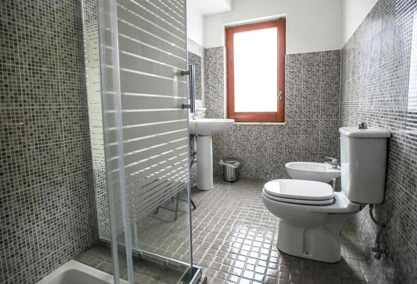 Отель Sant Antonio Garden Rooms Apartments