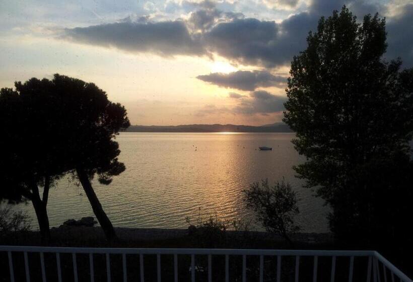 בית מלון כפרי Saviola