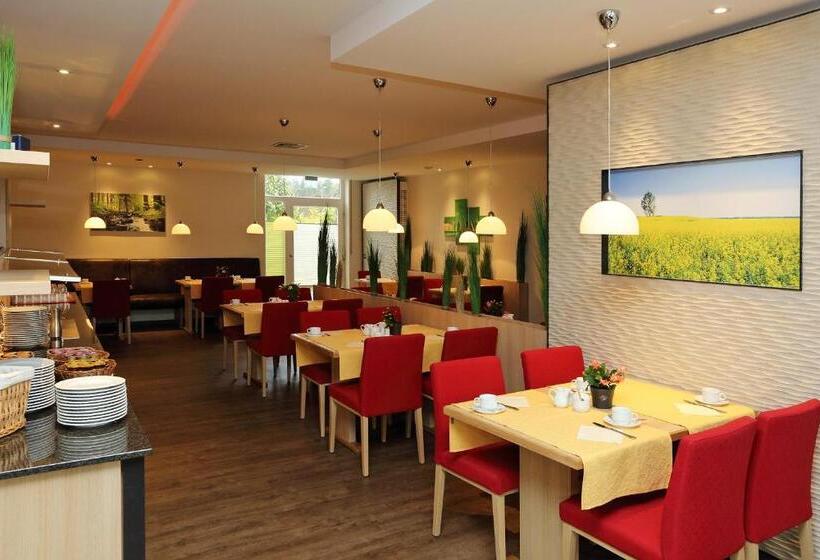 ホテル Silberhorn