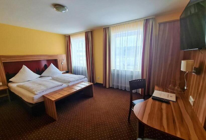 ホテル Silberhorn