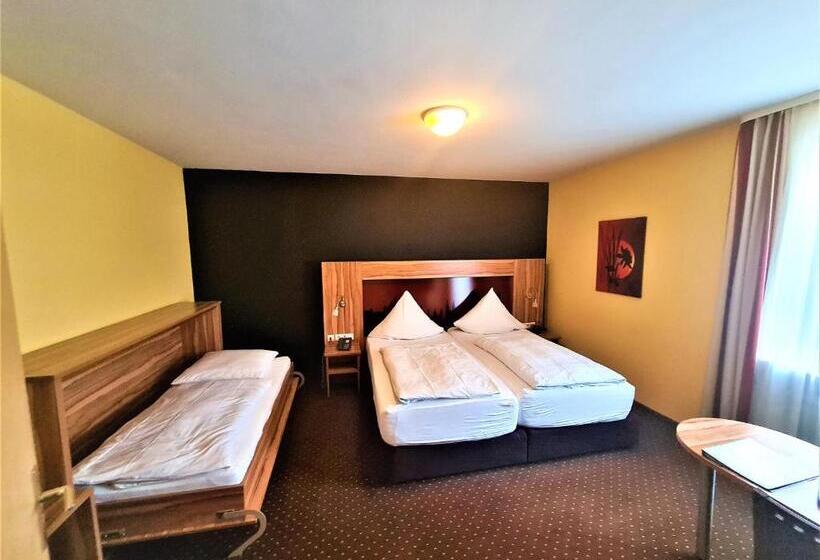 ホテル Silberhorn