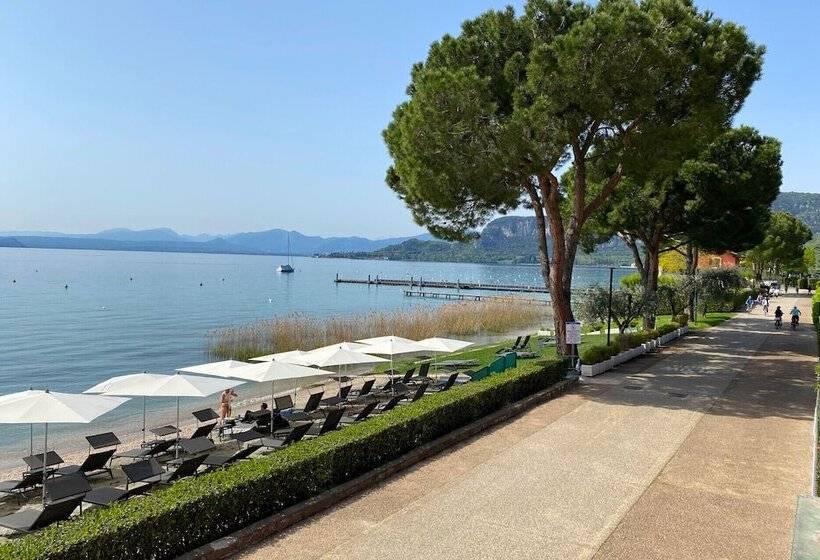 Отель Sportsman