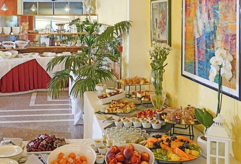 Отель Sportsman