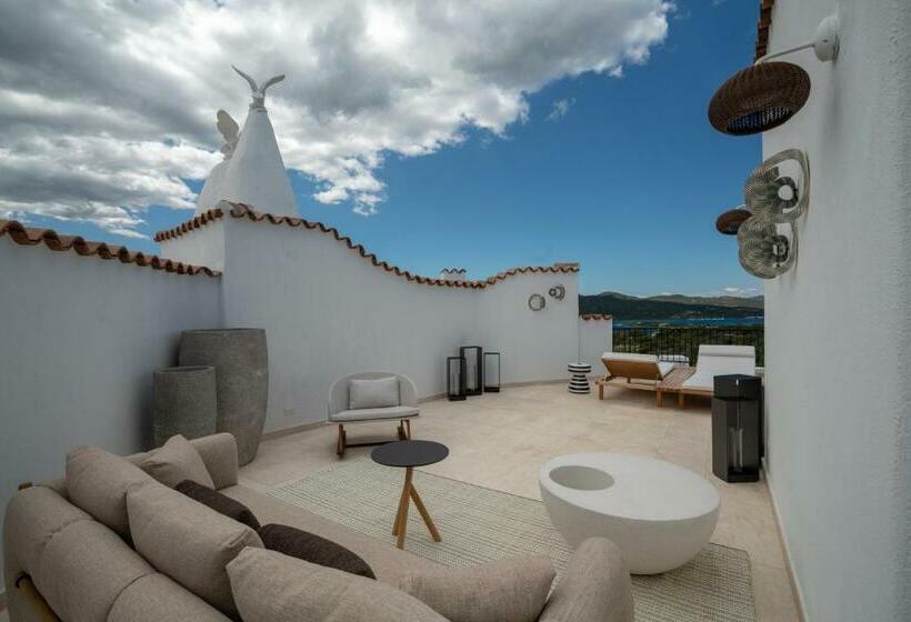 בית מלון כפרי Sulia House Porto Rotondo, Curio Collection By Hilton