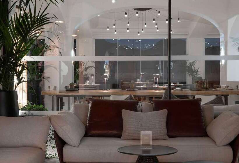 בית מלון כפרי Sulia House Porto Rotondo, Curio Collection By Hilton