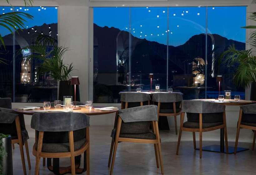 בית מלון כפרי Sulia House Porto Rotondo, Curio Collection By Hilton