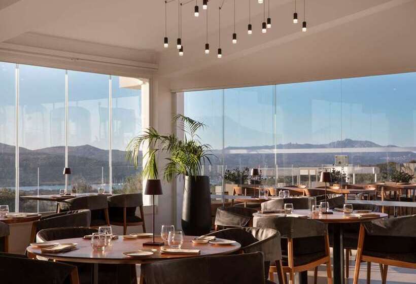 בית מלון כפרי Sulia House Porto Rotondo, Curio Collection By Hilton