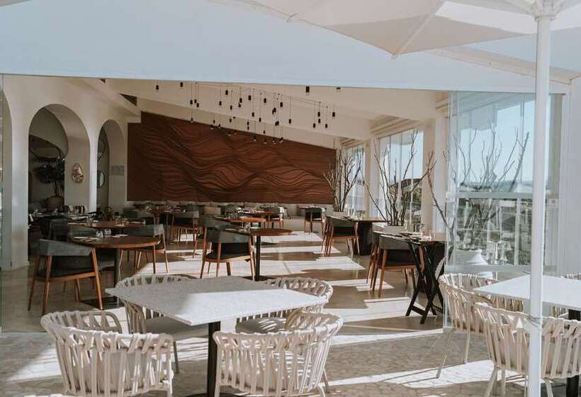 בית מלון כפרי Sulia House Porto Rotondo, Curio Collection By Hilton