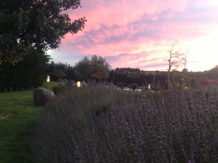 ホテル Torre Dantona