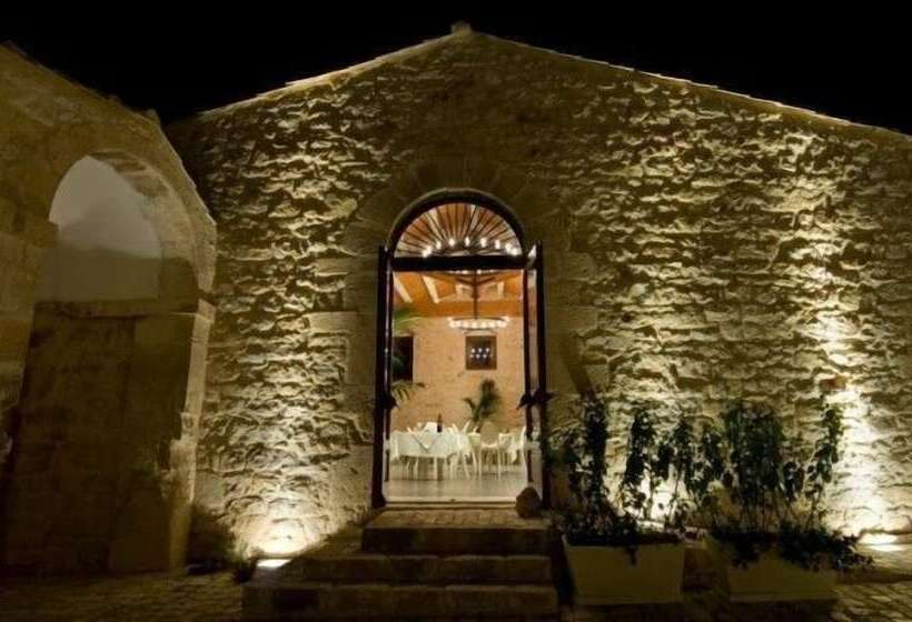 ホテル Torre Dantona