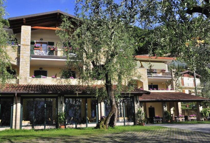 בית מלון כפרי Veronesi