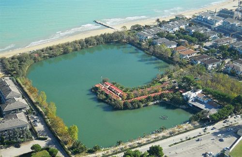 Village Camping Lake Placid