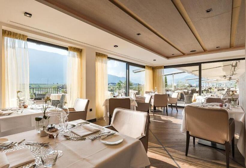 호텔 Weinegg Wellviva Resort