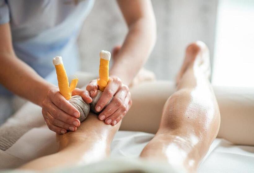 호텔 Weinegg Wellviva Resort