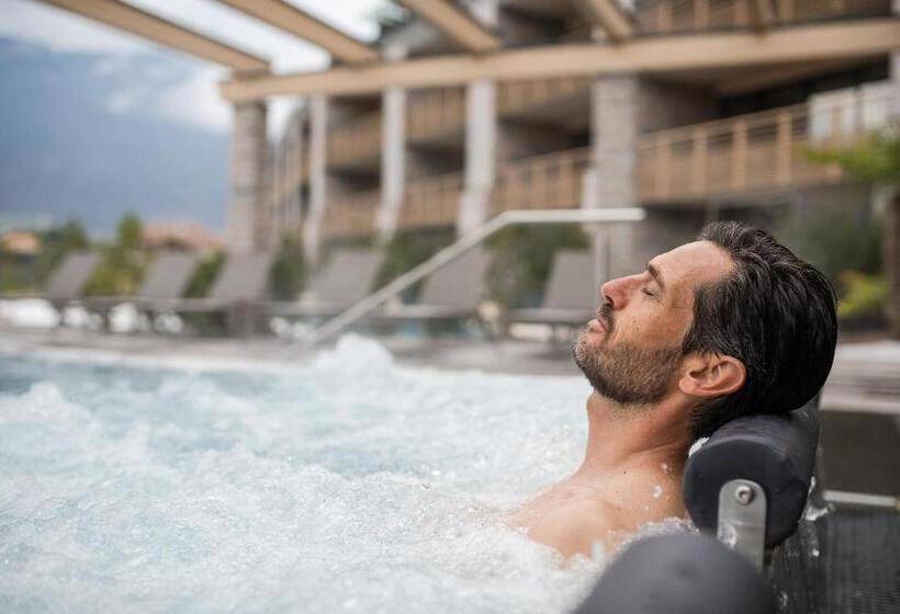 فندق Weinegg Wellviva Resort