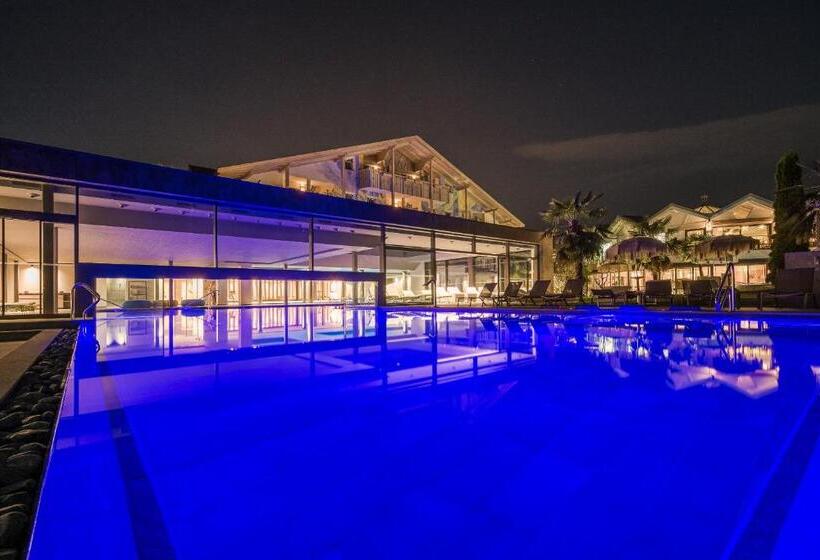 호텔 Weinegg Wellviva Resort