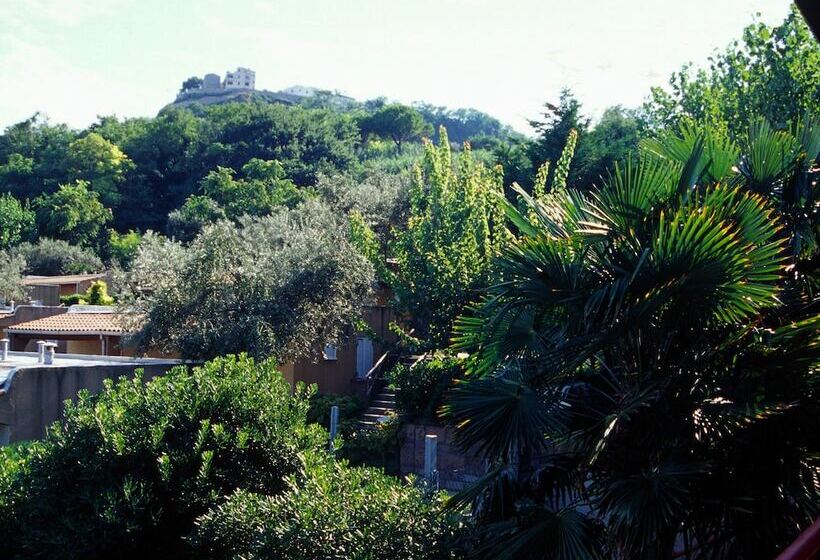 Ihr Europe Garden Village