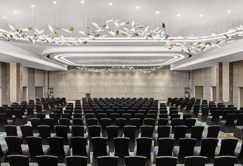 Novotel Mumbai International Airport