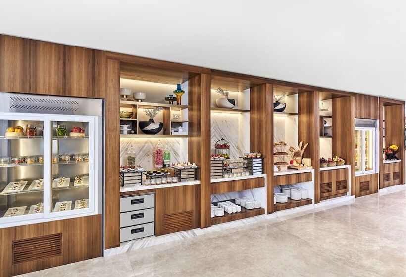 Novotel Mumbai International Airport