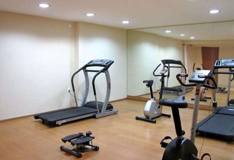 Palirria Hotel & Studios