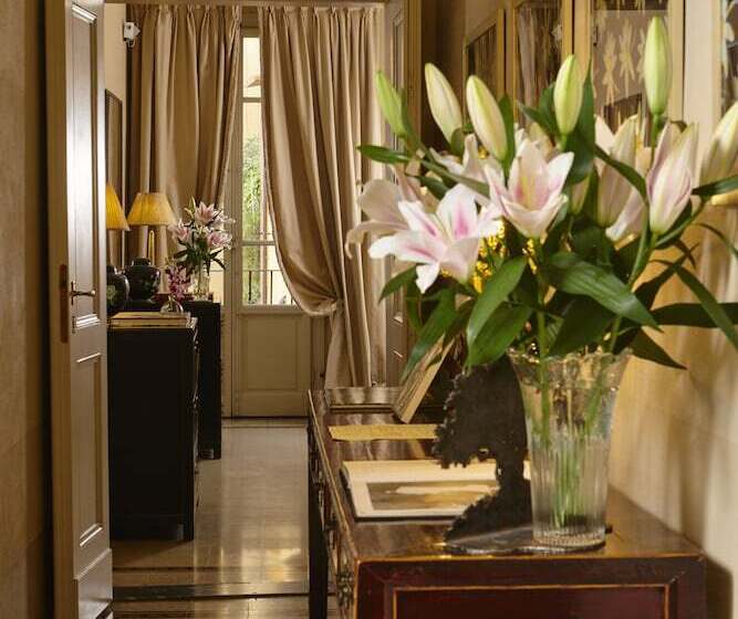پانسیون Casa Howard Firenze   Residenza D Epoca