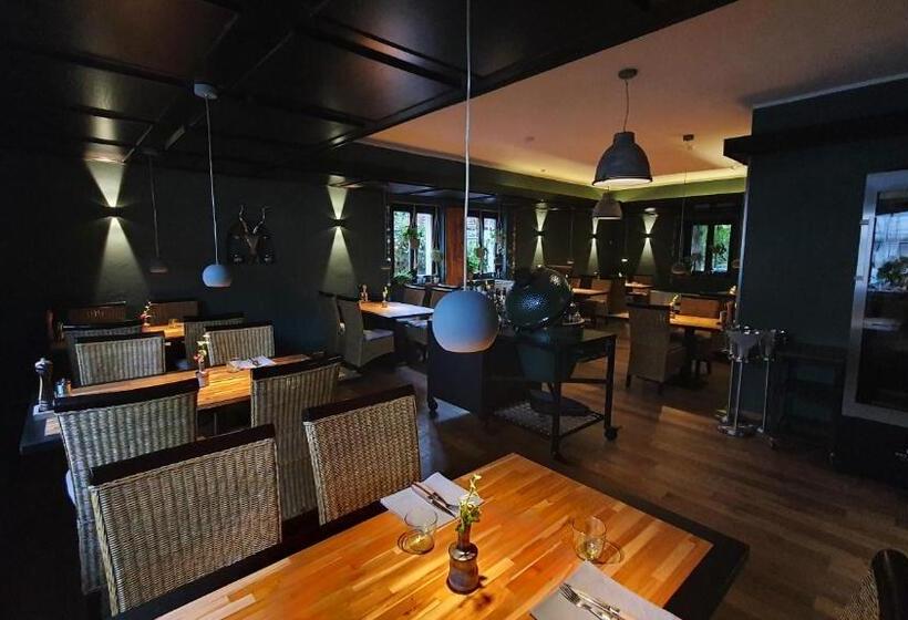 פנסיון Der Höfener Garten