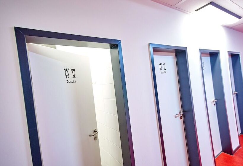 פנסיון Djh Jugendgästehaus Adolph Kolping