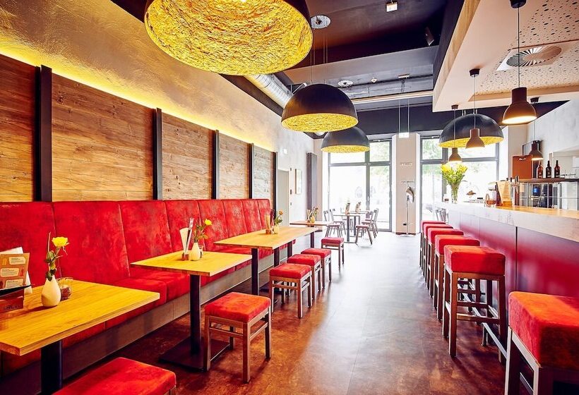 פנסיון Djh Jugendgästehaus Adolph Kolping