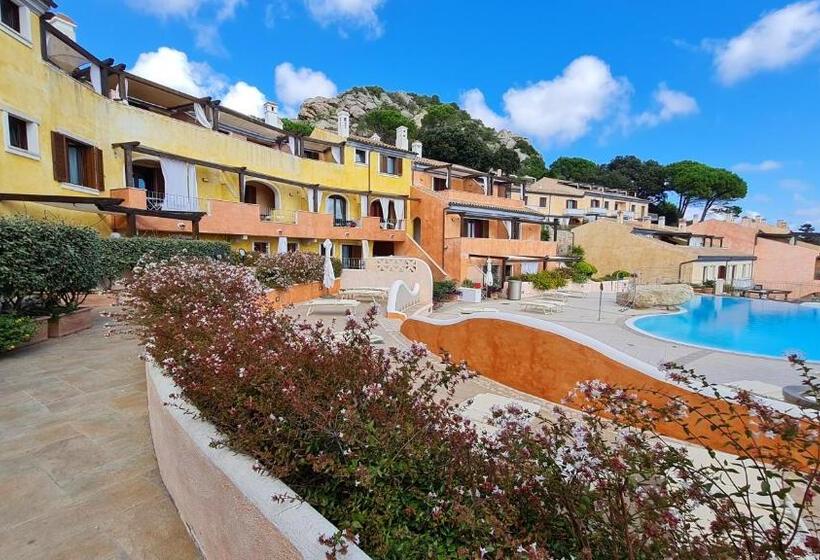 Residence Borgo Punta Villa