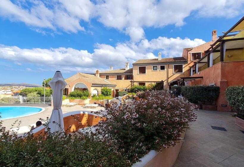 Residence Borgo Punta Villa