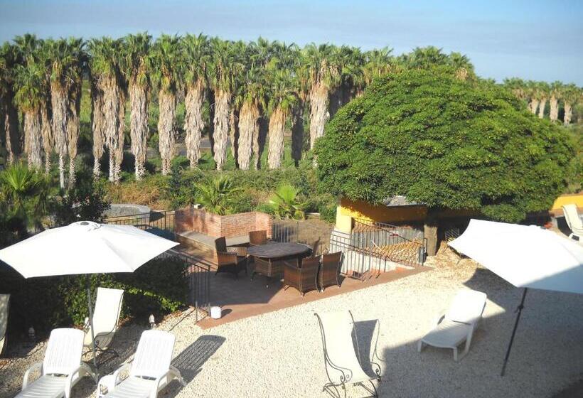 إقامة Oasi Del Fiumefreddo