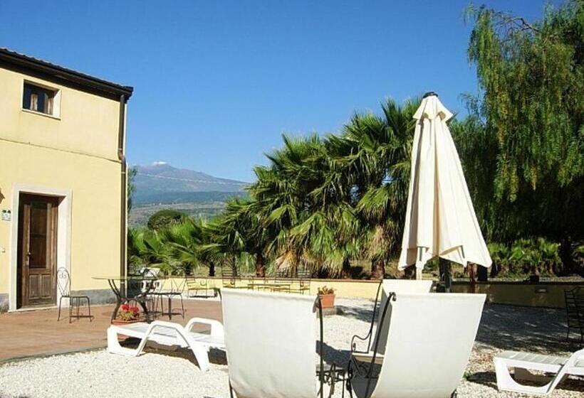 إقامة Oasi Del Fiumefreddo