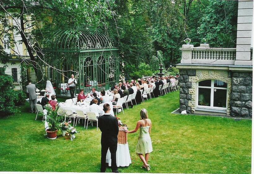 Villa Vier Jahreszeiten