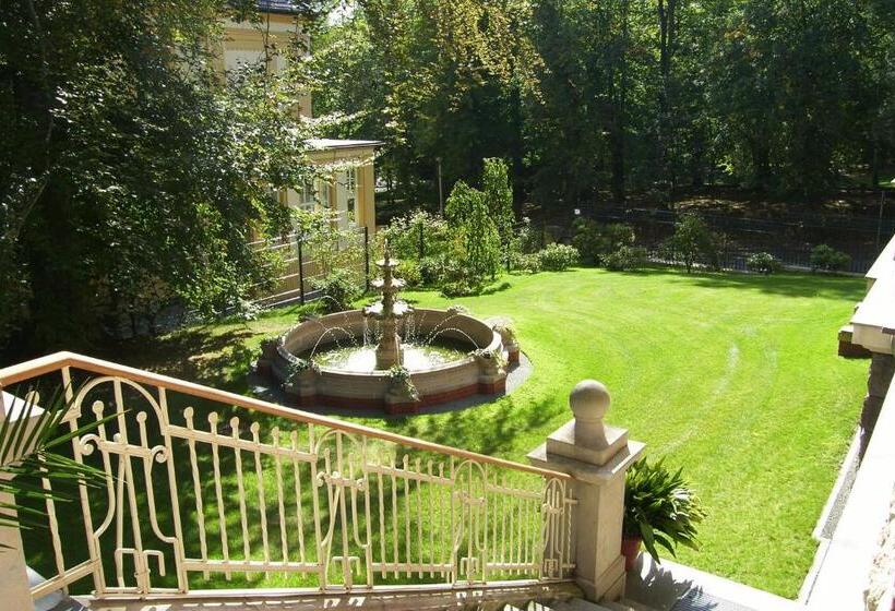 Villa Vier Jahreszeiten