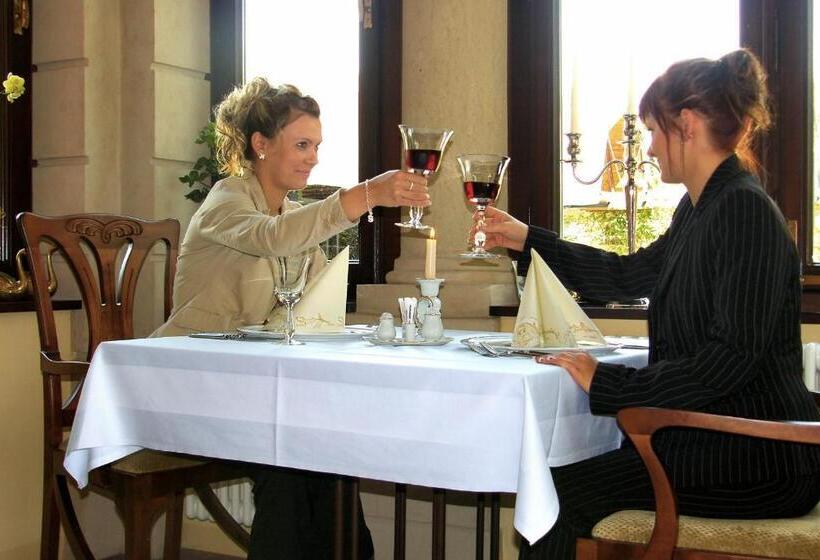 Villa Vier Jahreszeiten