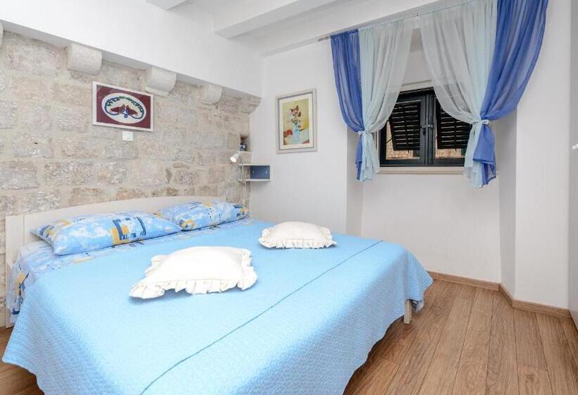 بنسيون Studio Stradun