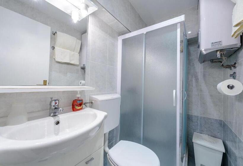 بنسيون Studio Stradun