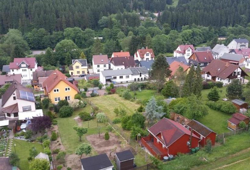 مبيت وإفطار Pension Am Waldesrand