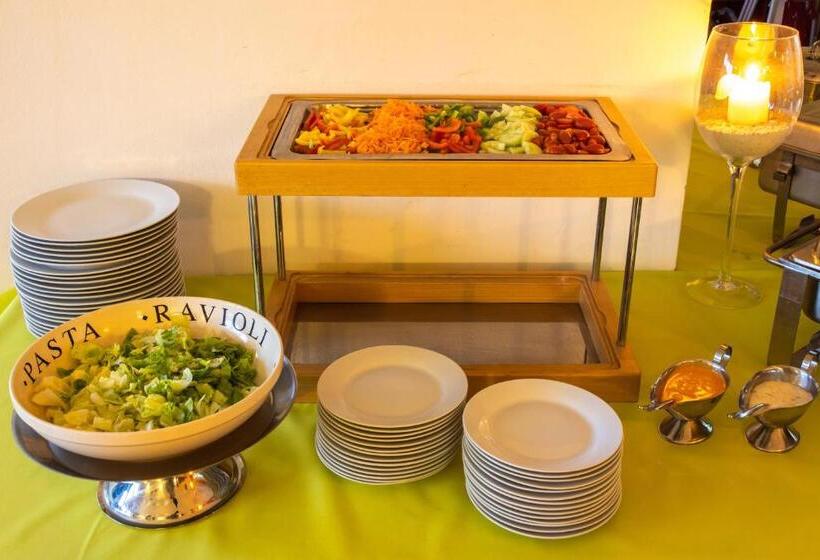 ベッドアンドブレックファースト Pension Am Waldesrand