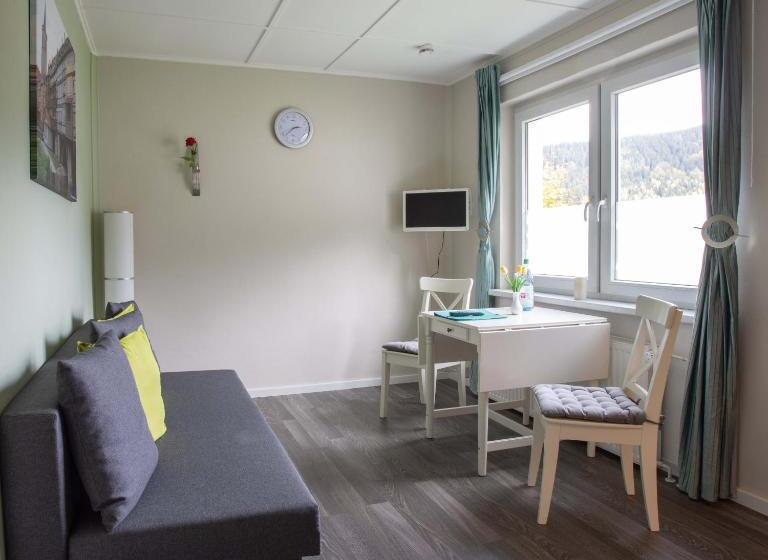 민박 Pension Am Waldesrand