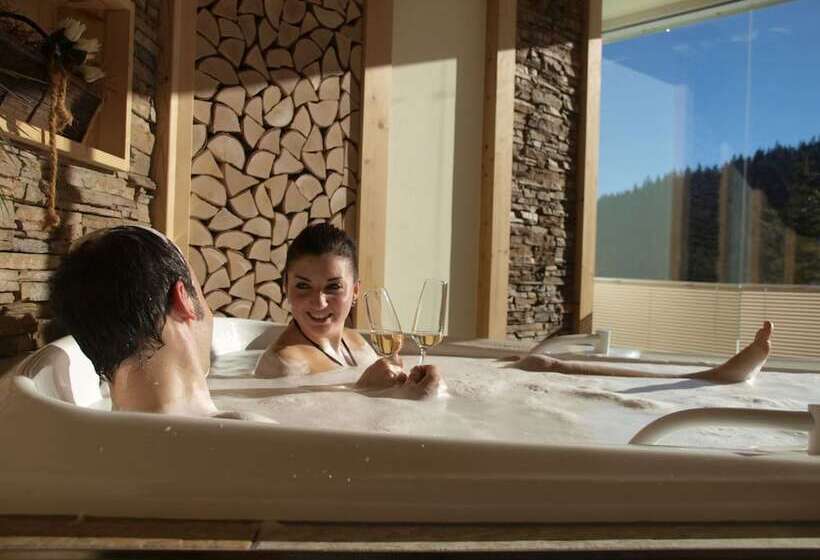 Das Waldhotel   Genuss & Wellness Am Notschreipass