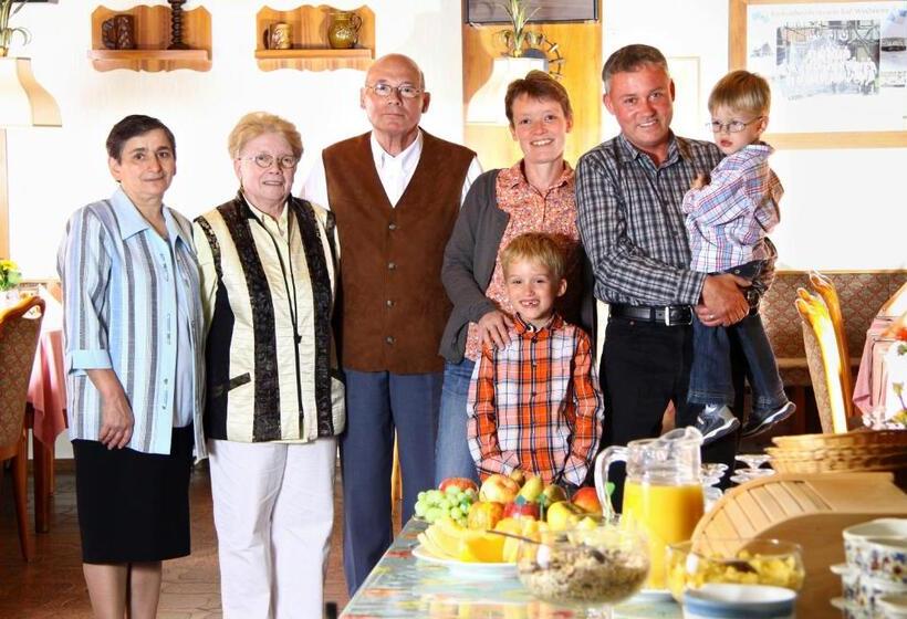 Goldener Schwan Hotel Garni