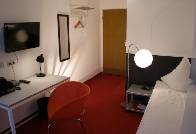 호텔 Haus Katharina Garni