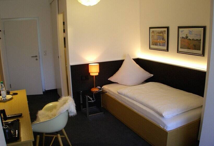 호텔 Haus Katharina Garni