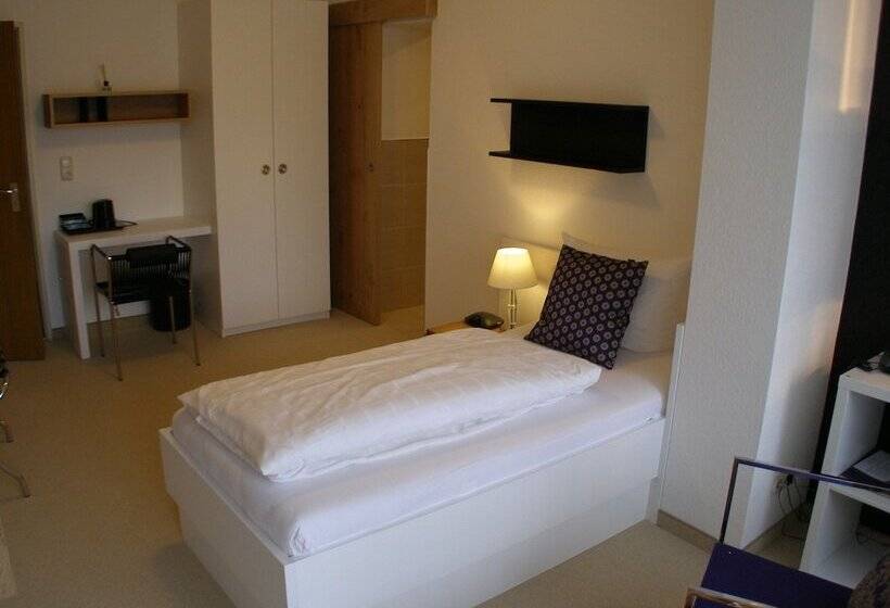 호텔 Haus Katharina Garni