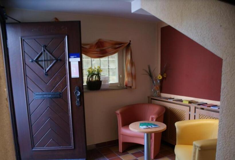 هتل Altes Rathaus