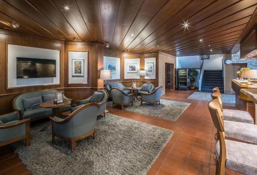 酒店 Am Krone Park